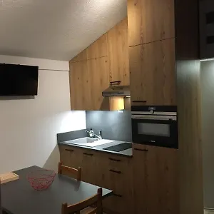 https://la-chaumire-des-neiges.hotels-rhonealpes.com