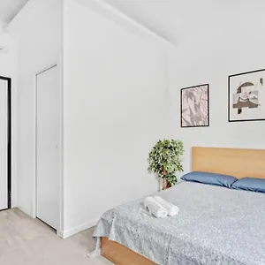 Galeno P , Milano Italia